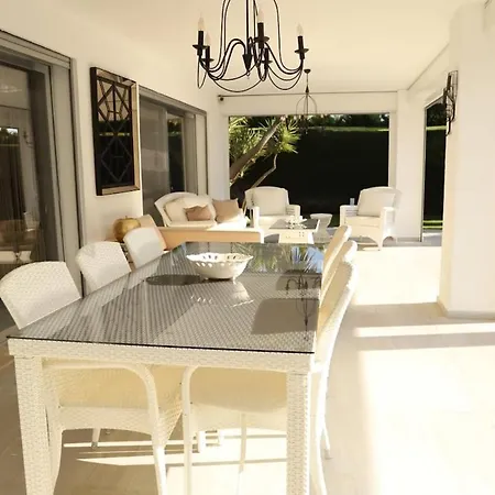Alaçatı White Serenity Villa Çeşme