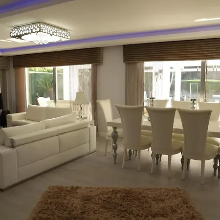 Alaçatı White Serenity Villa *