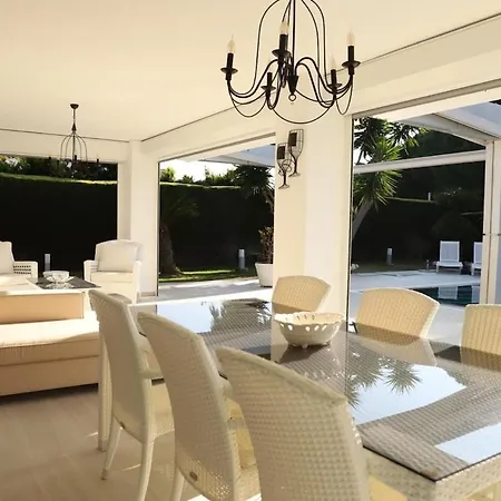 Alaçatı White Serenity Villa Çeşme