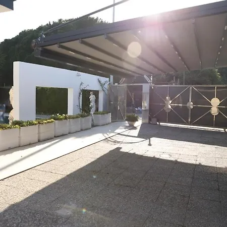 Villa Alaçatı White Serenity Çeşme